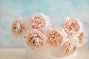 Wafer paper English roses and ranunculus - Petite Pivoine Cakes