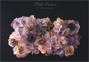 Wafer paper flowers in purple shades- Petite Pivoine Cakes