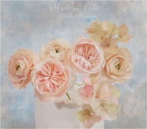 Wafer paper pastel flowers- Petite Pivoine Cakes
