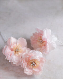 Wafer paper peonies-Petite Pivoine Cakes
